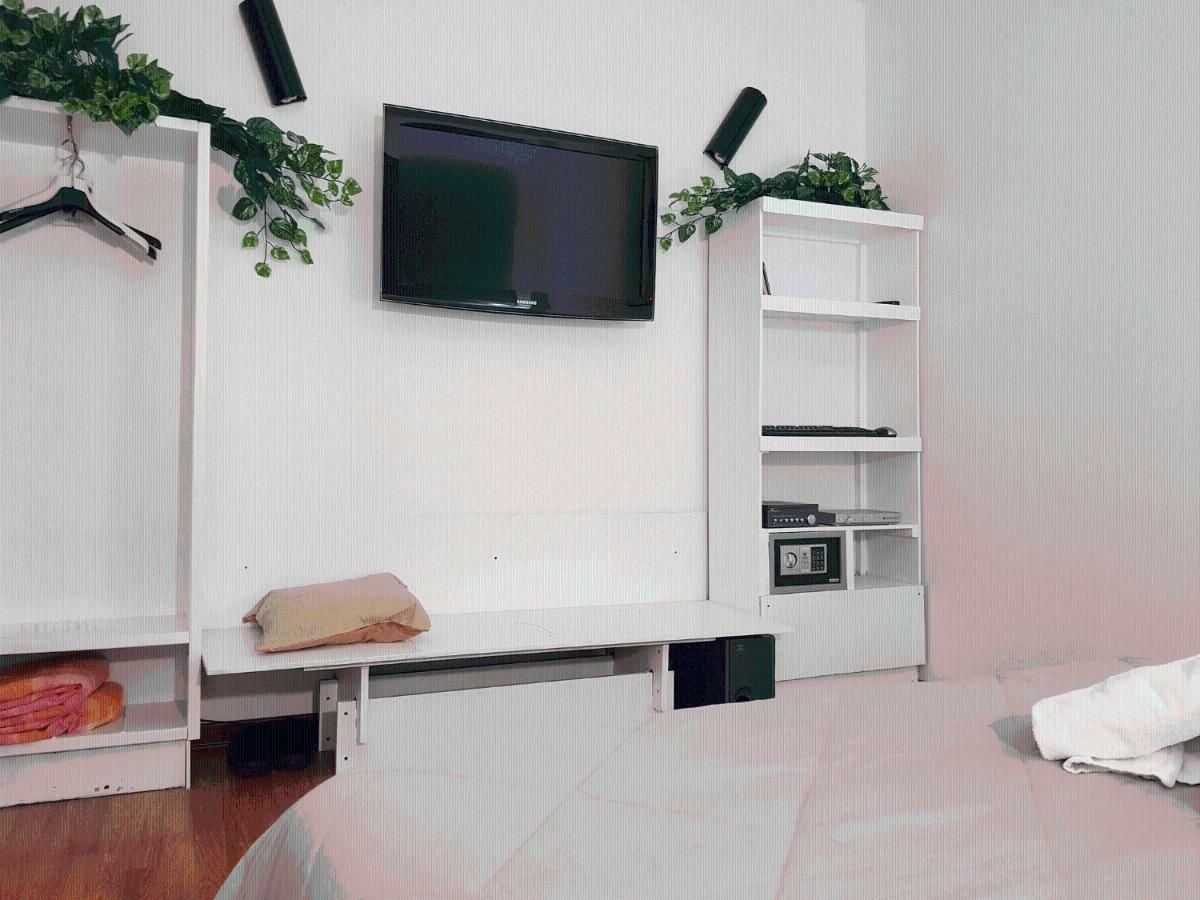 Rooms2Rent 레조디칼라브리아 외부 사진