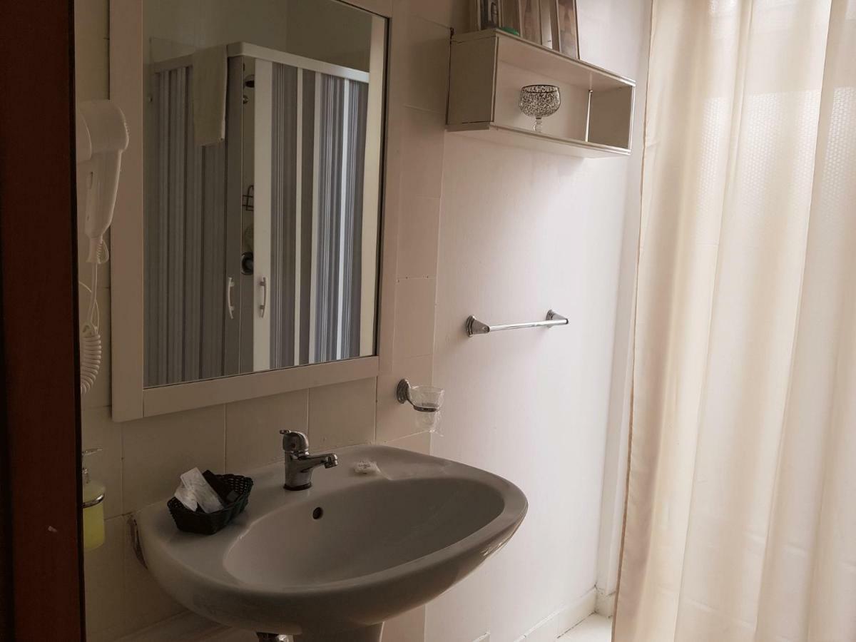 Rooms2Rent 레조디칼라브리아 외부 사진