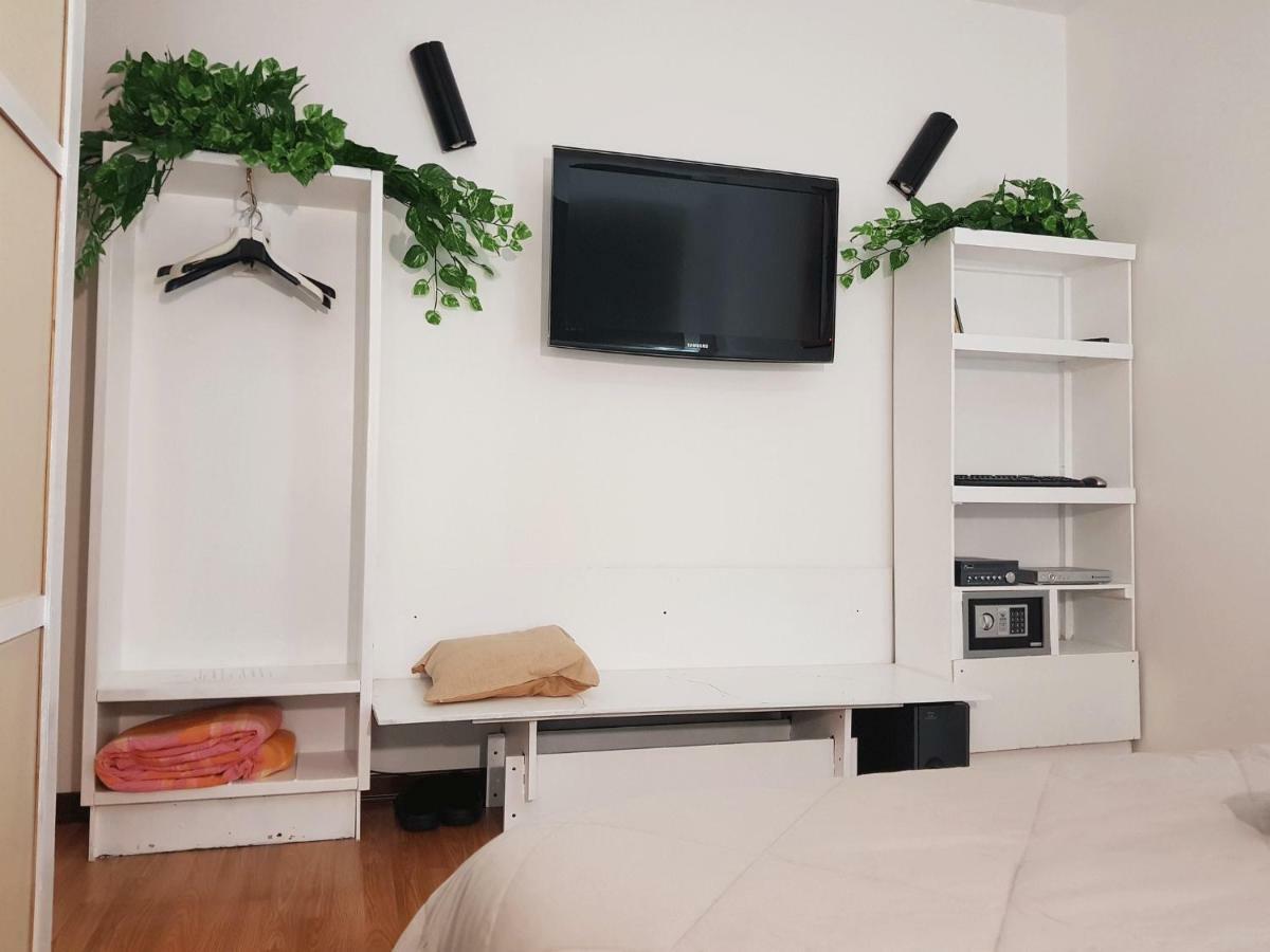 Rooms2Rent 레조디칼라브리아 외부 사진